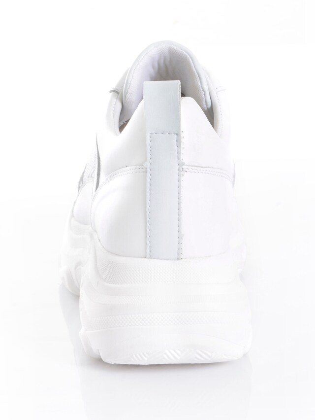 Sneaker in sportiver Form 4