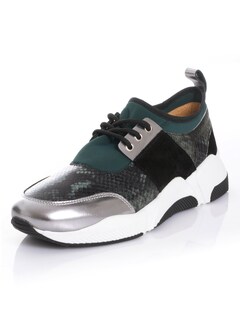 Sneakers thumbnail 1