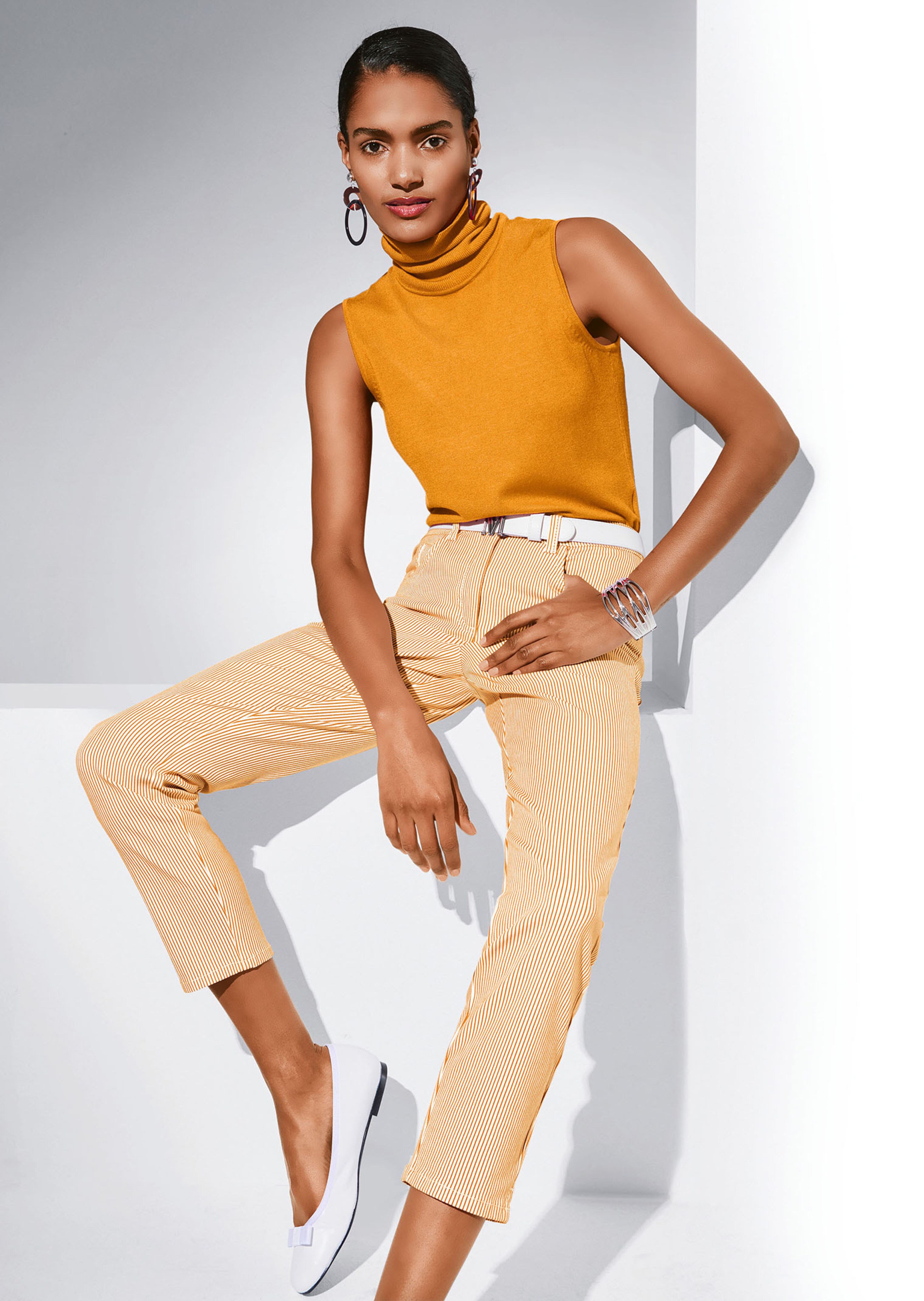 Fein gestreifte Jeans