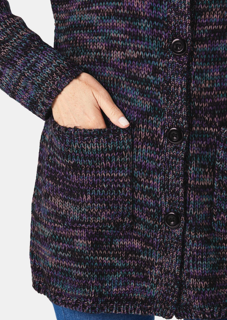 Behaaglijk zacht tricot jasje in een verbloemende lengte 4