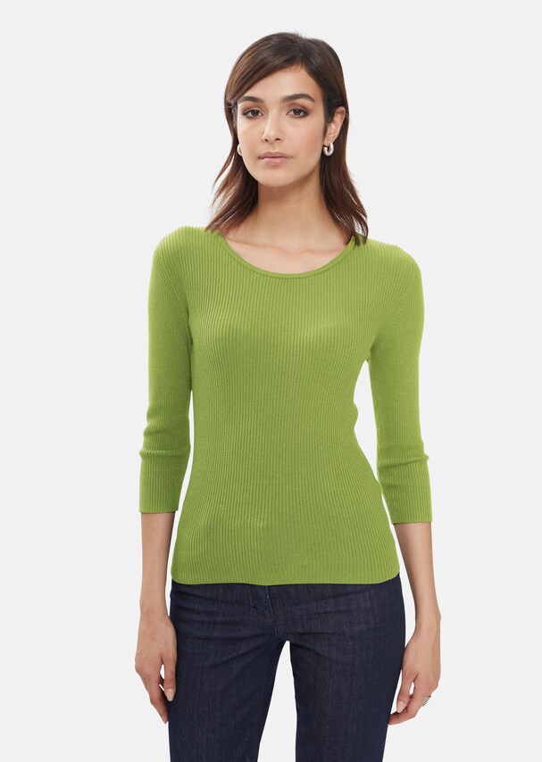 Ribbed jumper with 3/4 sleeves