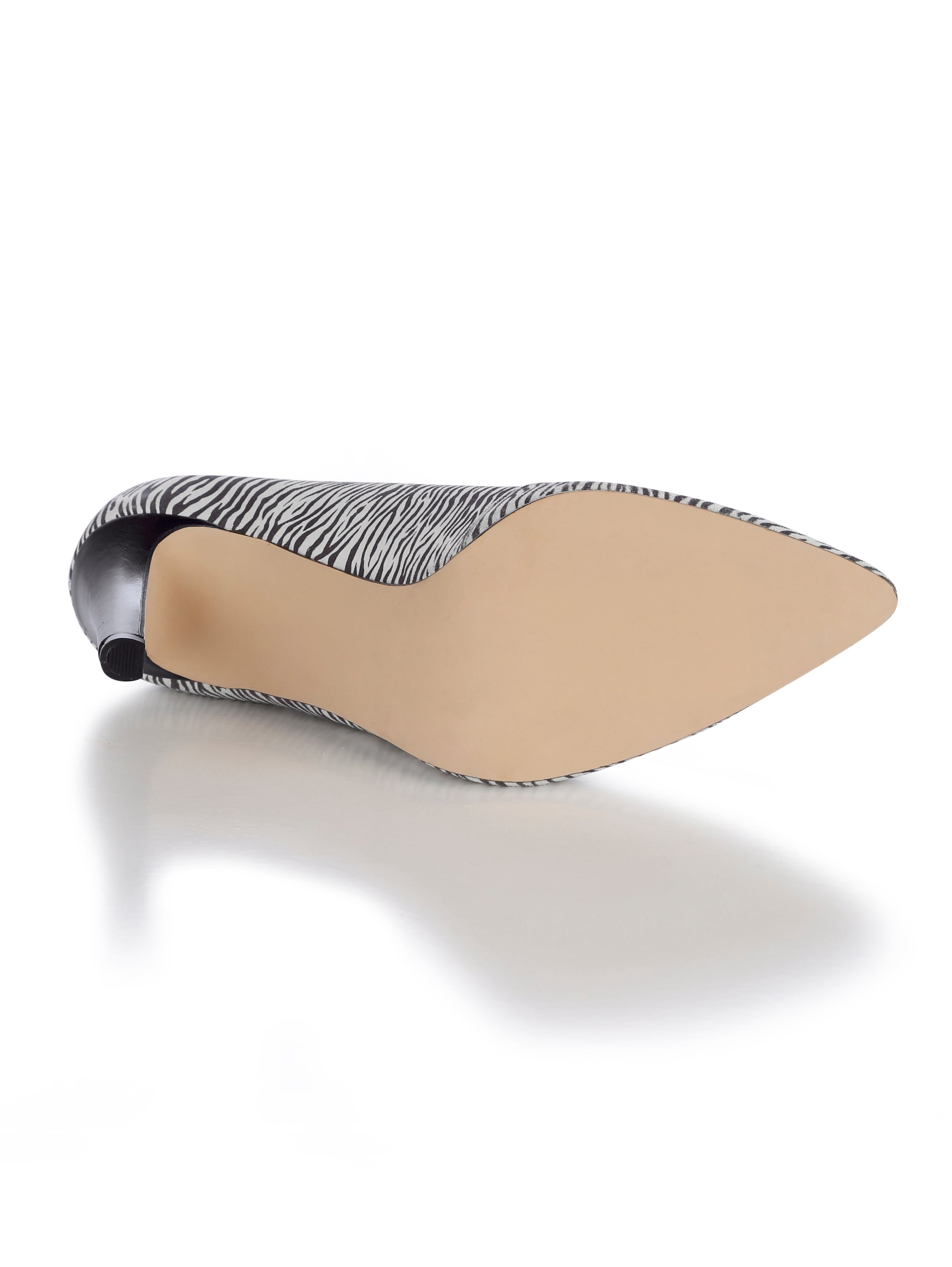 Pumps mit modischem V-Ausschnitt