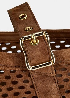 Ballerina thumbnail 3