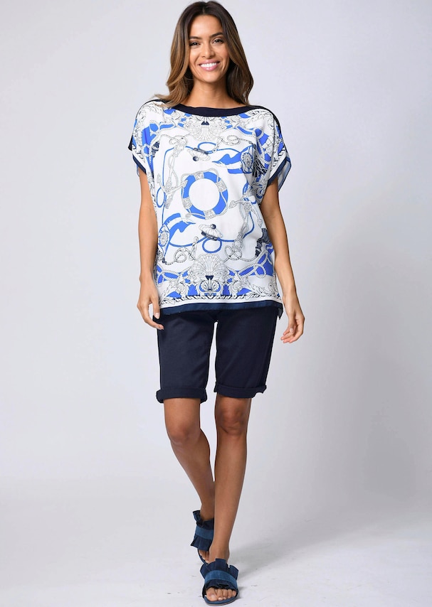 Strandshirt im maritimen Dessin 3