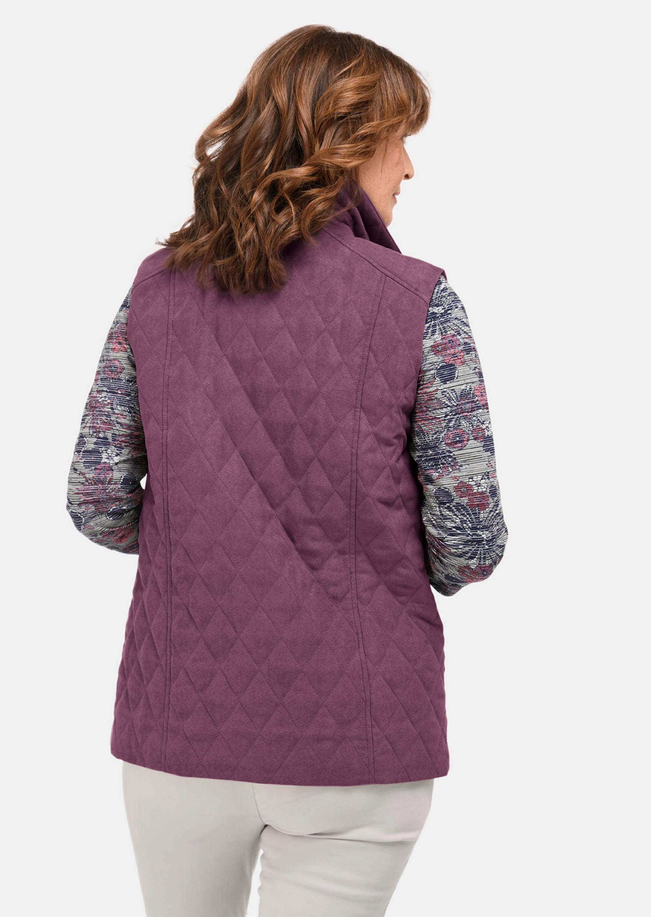 Gilet matelassé aspect velours de cuir avec col - lilas - Gr. 50 de Goldner Fashion