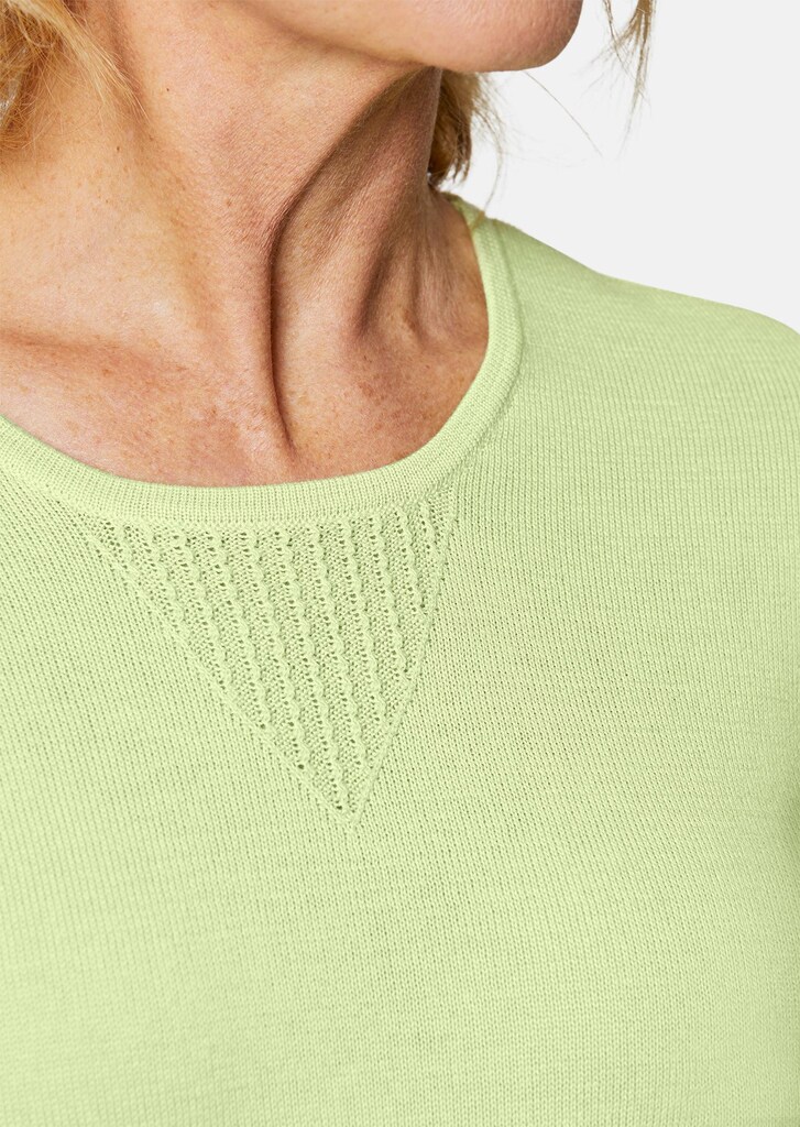 Zomerse, tricot pullover met ajourpatroon
