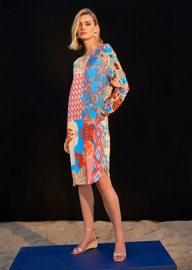 Rundhals-Kleid mit Unikat-Print