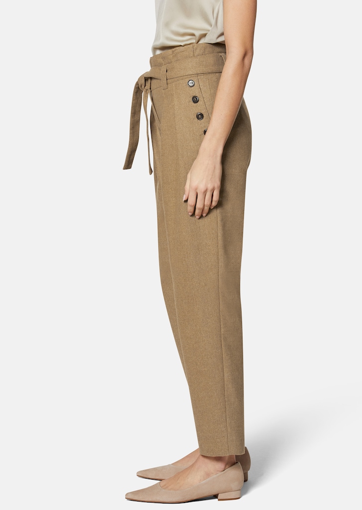 Paperbag trousers with tie belt 3