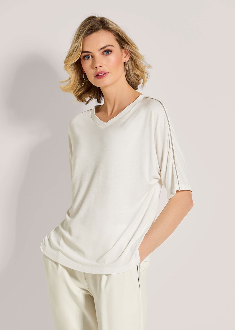 V-Shirt mit Strass-Akzenten