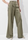 Wide trousers in Marlene style thumbnail 1