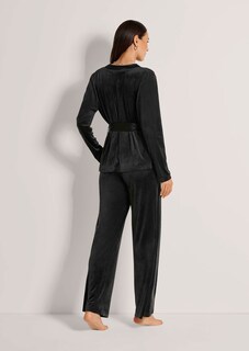 Elegantes Loungewear-Set aus Nicki, Satin und Spitze thumbnail 2