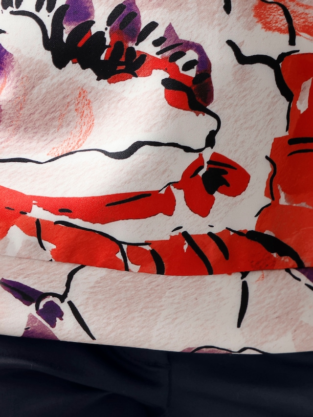 Shirt mit floralem Druck im Vorderteil 4