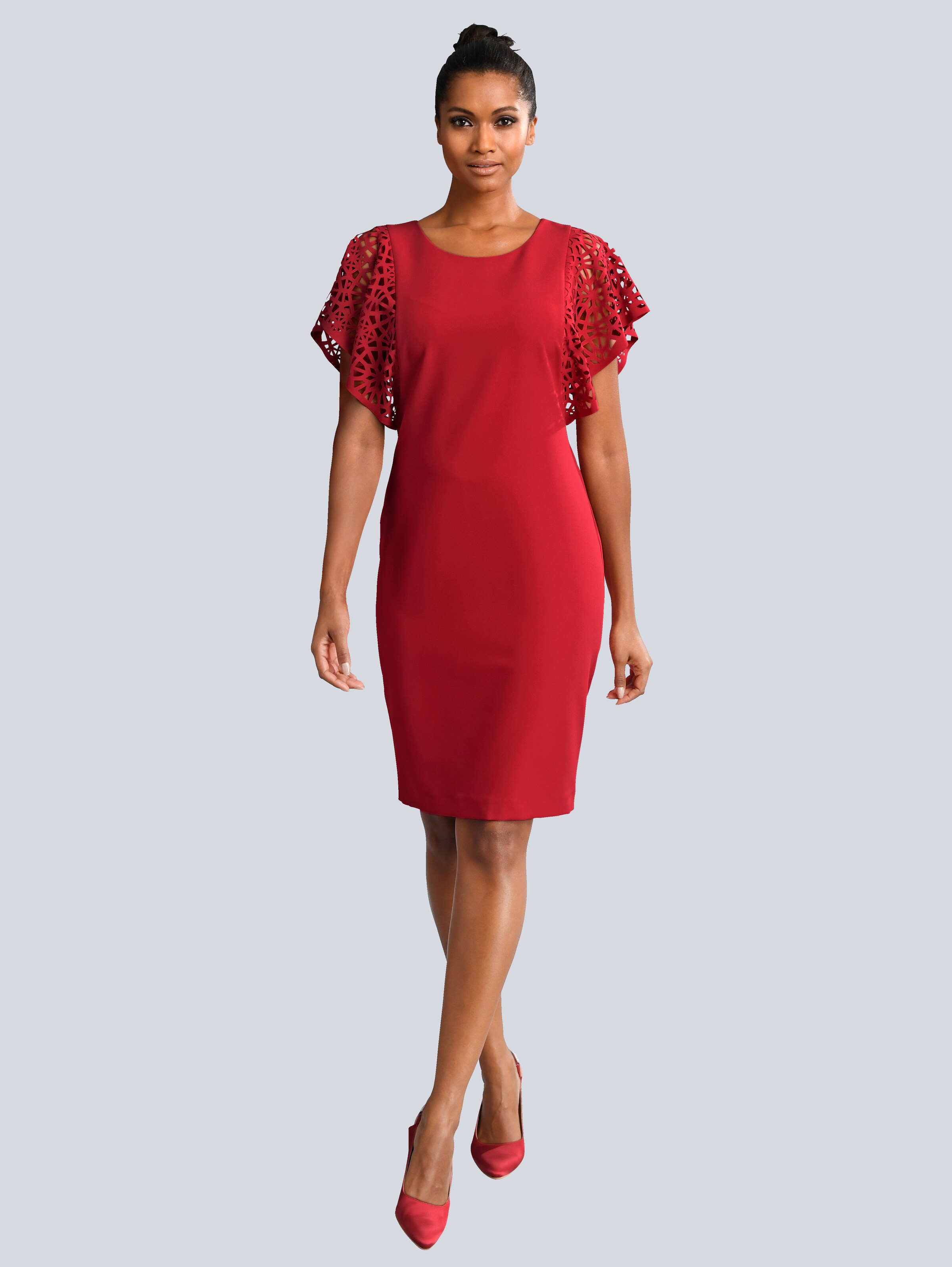 Kleid mit Flügelärmeln 5