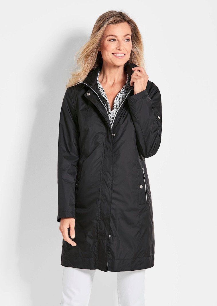 Super leichte Longjacke mit versteckter Kapuze