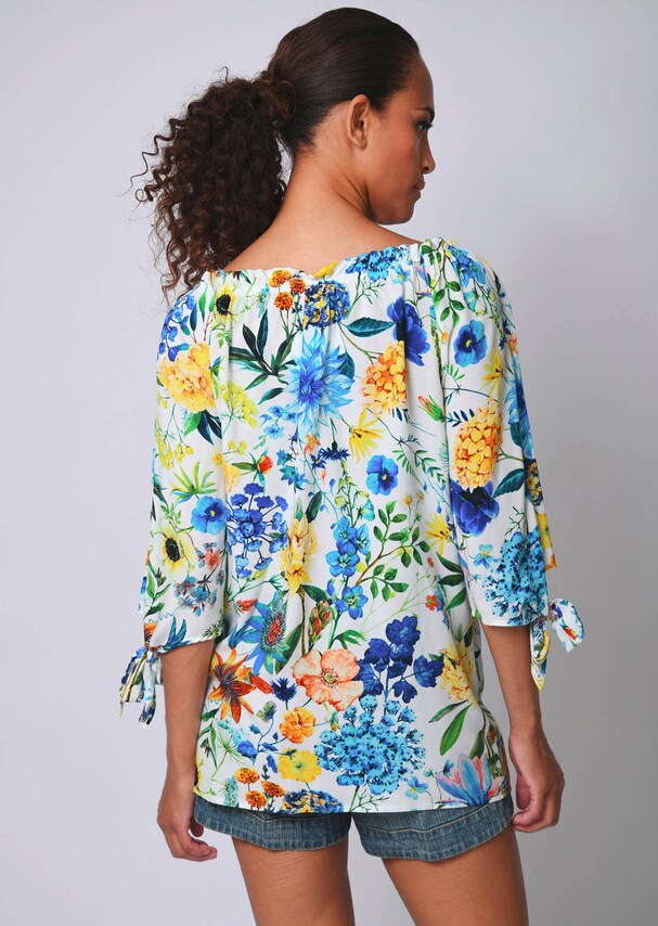 Carmenbluse in sommerlichem Blumendessin 2