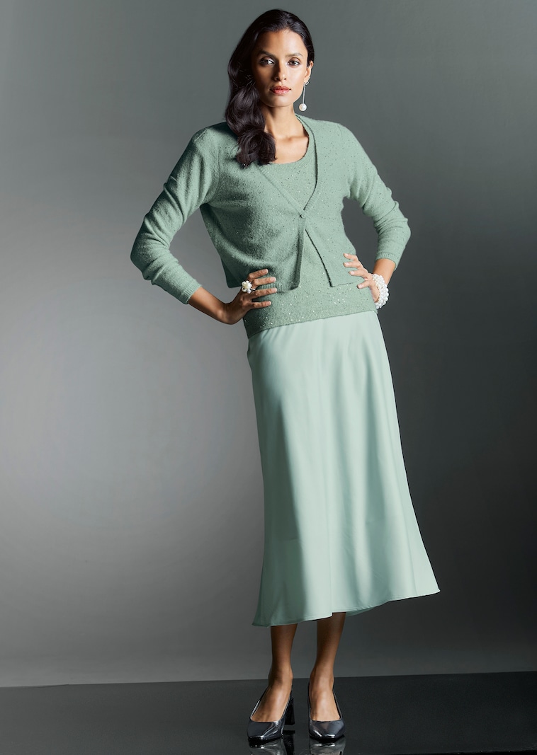 Kurze Strickjacke mit Pailletten-Glanz