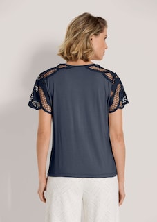 T-shirt thumbnail 3