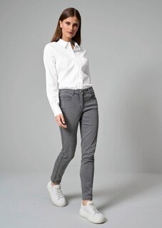 Jeans mit effektvoller Waschung thumbnail 4