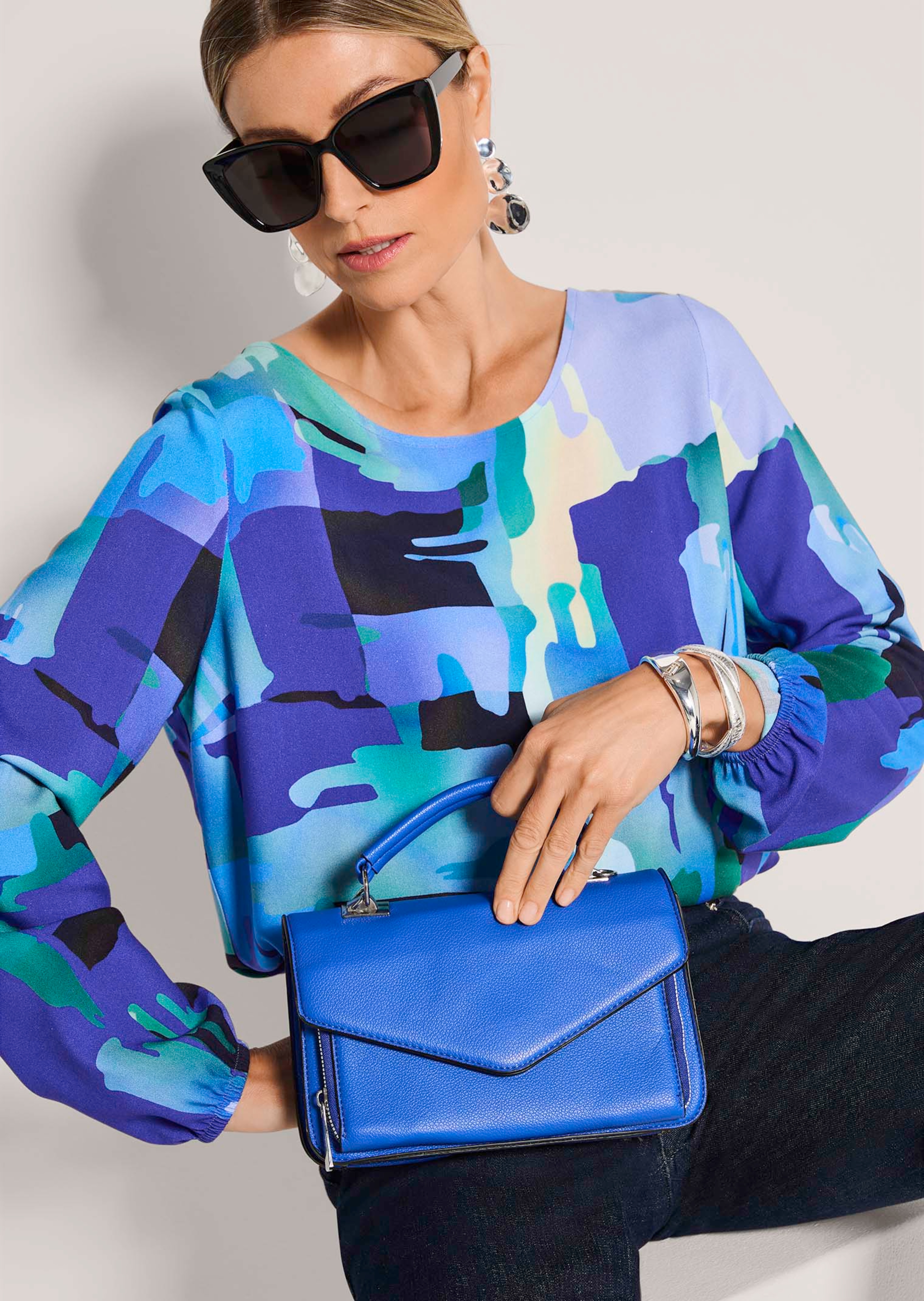 Blouse en viscose avec encolure bateau