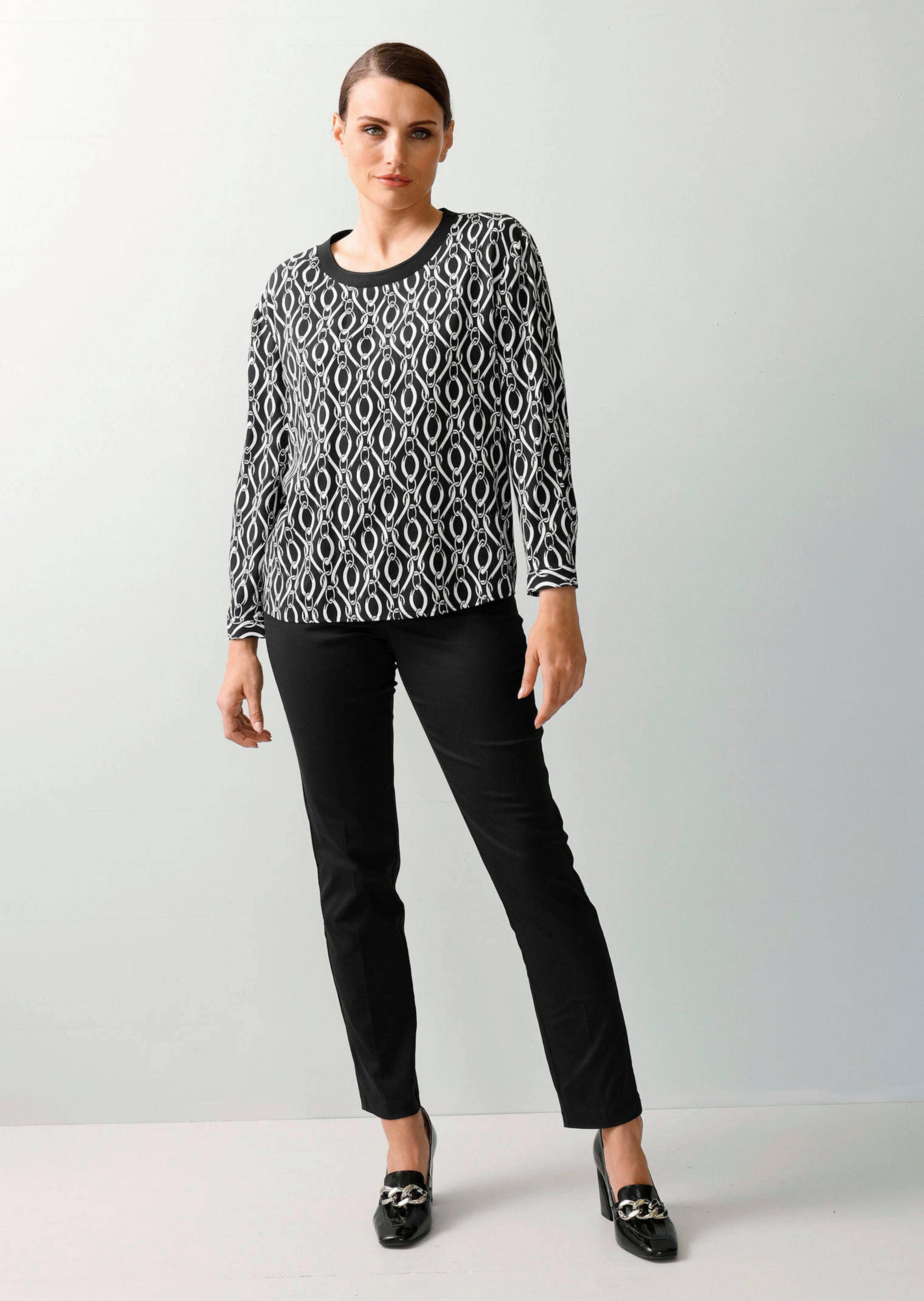 Bluse in grafischem Kettendessin 1