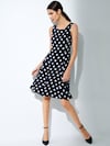 Kleid mit Punkt Dessin thumbnail 7