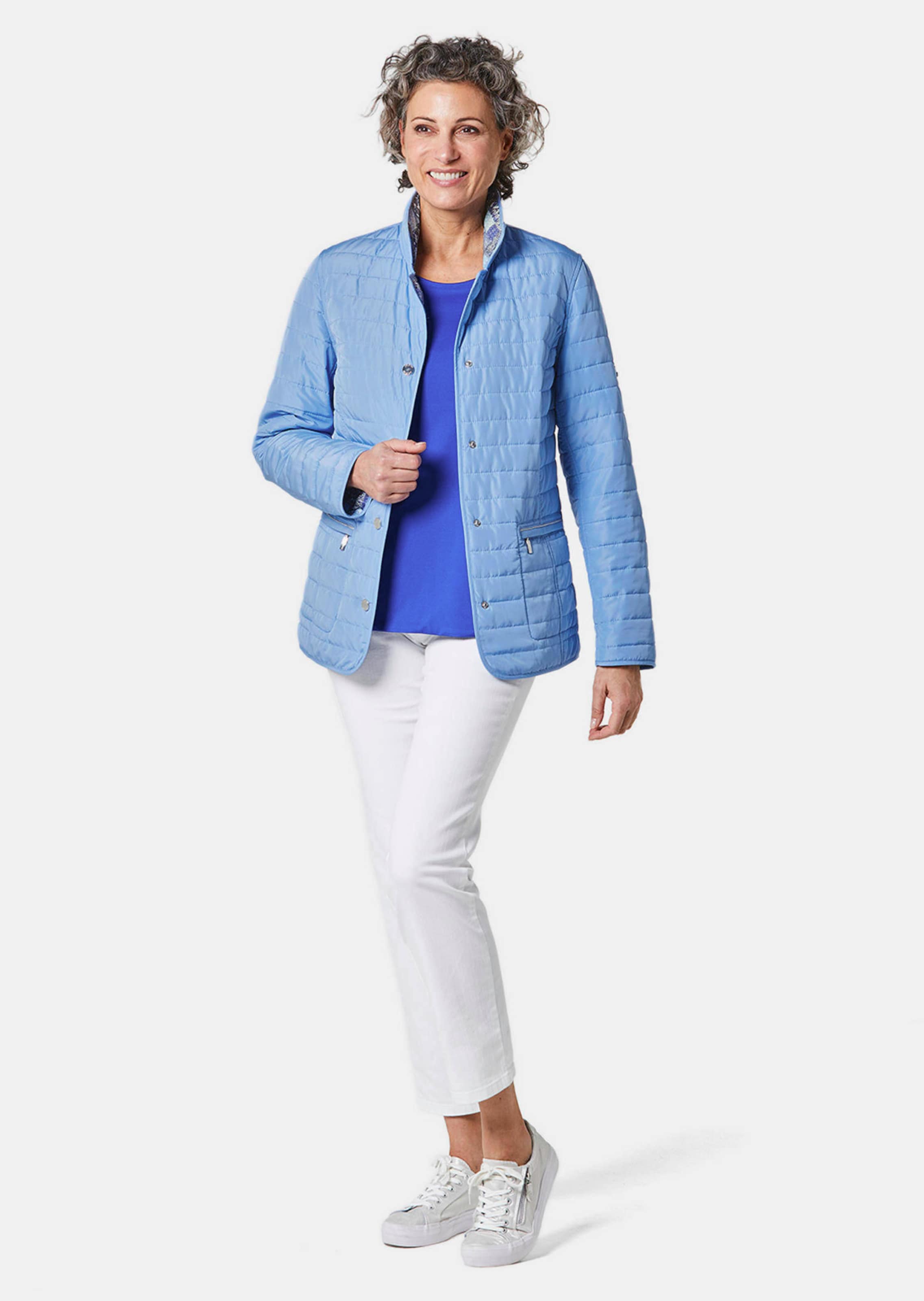 Veste matelassée imprimée réversible - bleu / à fleurs - Gr. 54 de Goldner Fashion