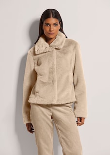 Veste courte en fausse fourrure tendance thumbnail 1