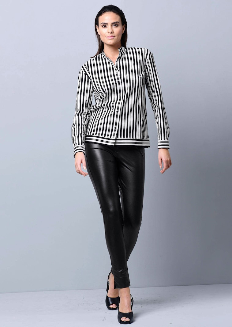 Streifenbluse mit Knopfleiste