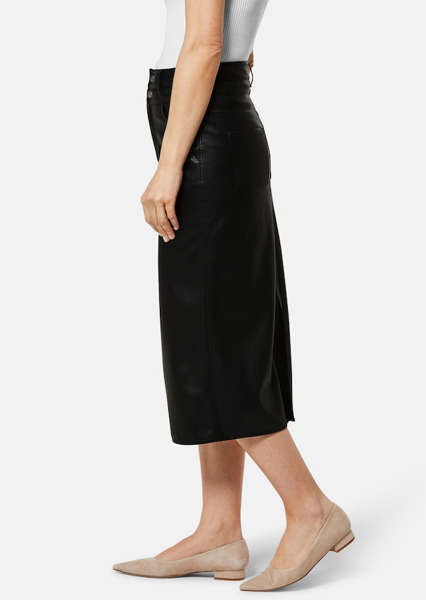 Calf-length faux leather skirt 3