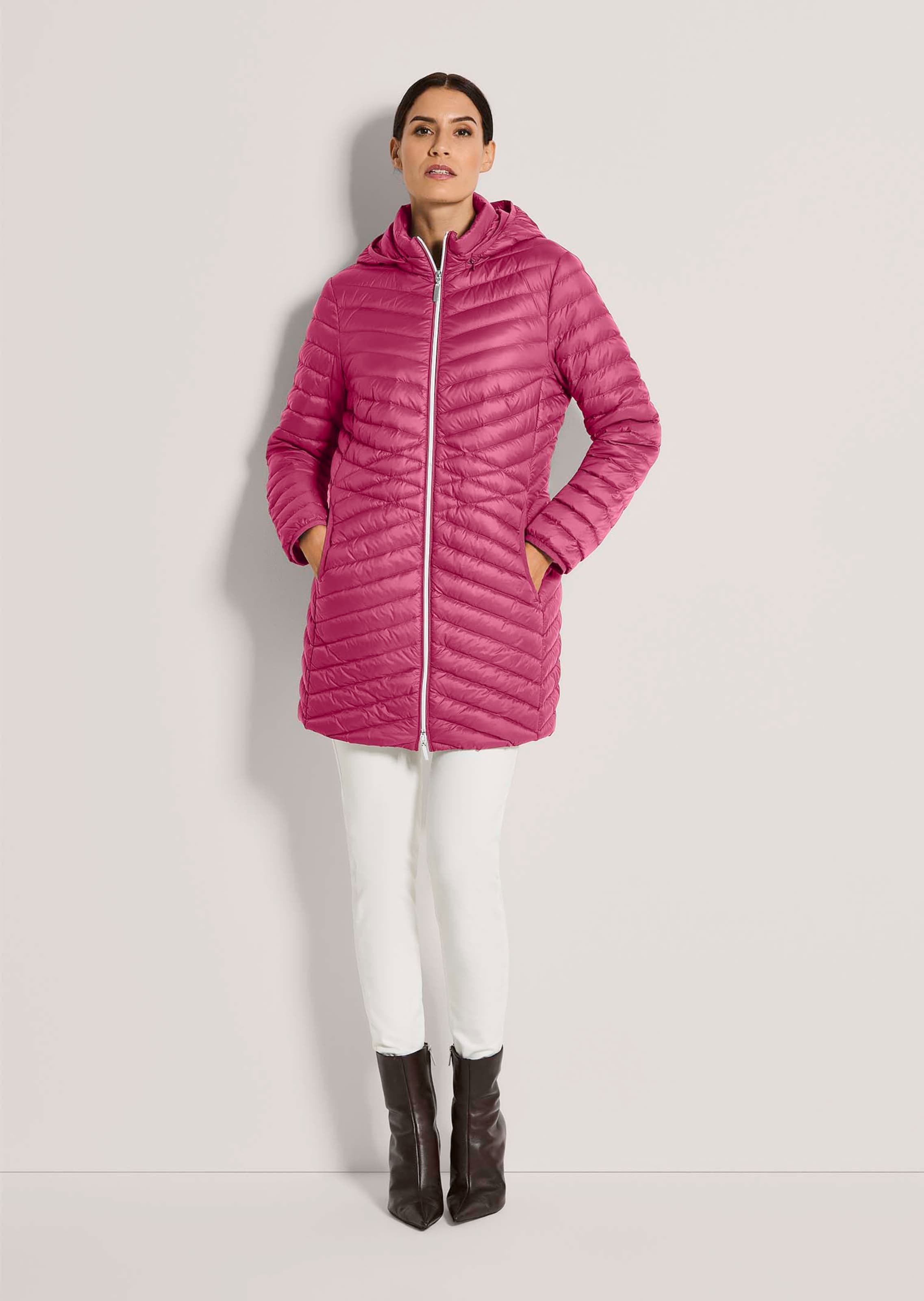 Daunenmantel mit Kapuze