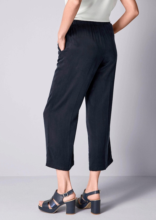 Hose mit weitem Bein 2