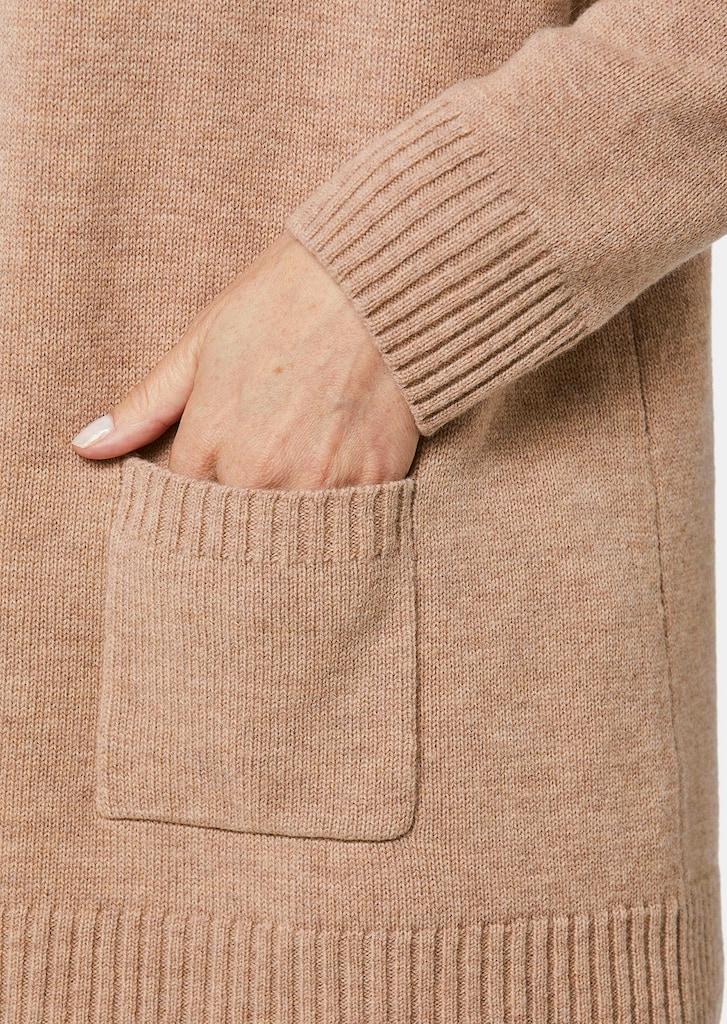 Schalkragenstrickjacke