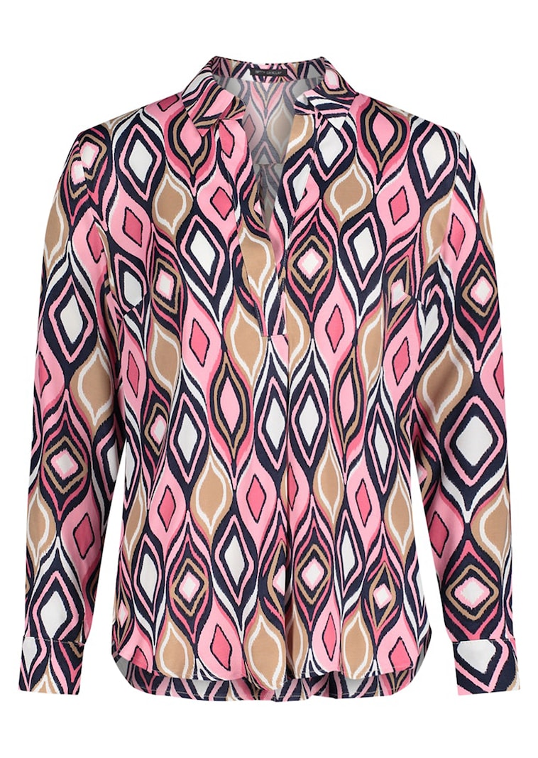 Chemisier long en satin de viscose.