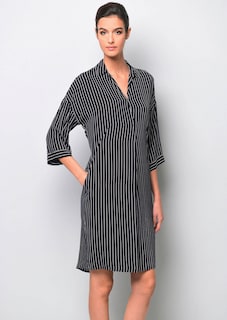 Robe à encolure en V thumbnail 7