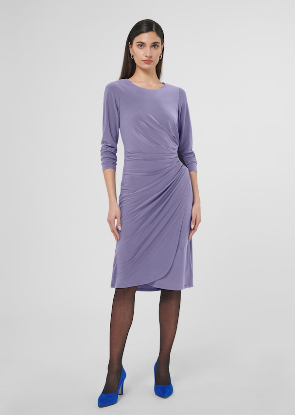 Long-sleeved dress with side gathers