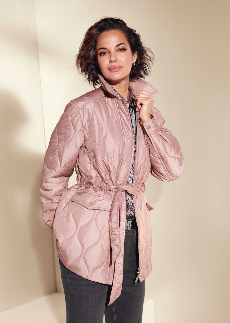 Padded quilted jacket with drawstring waist