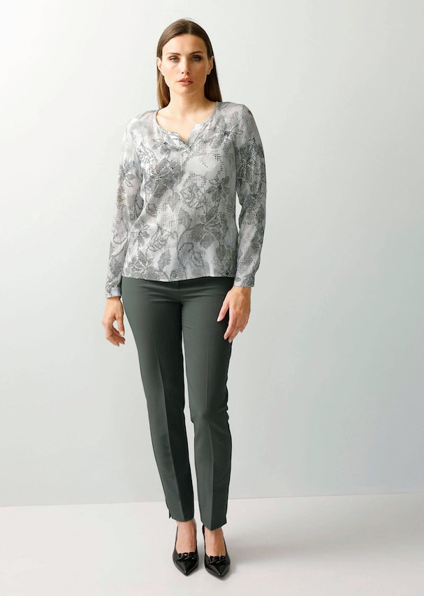 Bluse mit kleinem V-Ausschnitt 1