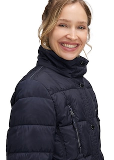 Manteau matelassé avec de nombreuses poches zippées thumbnail 5