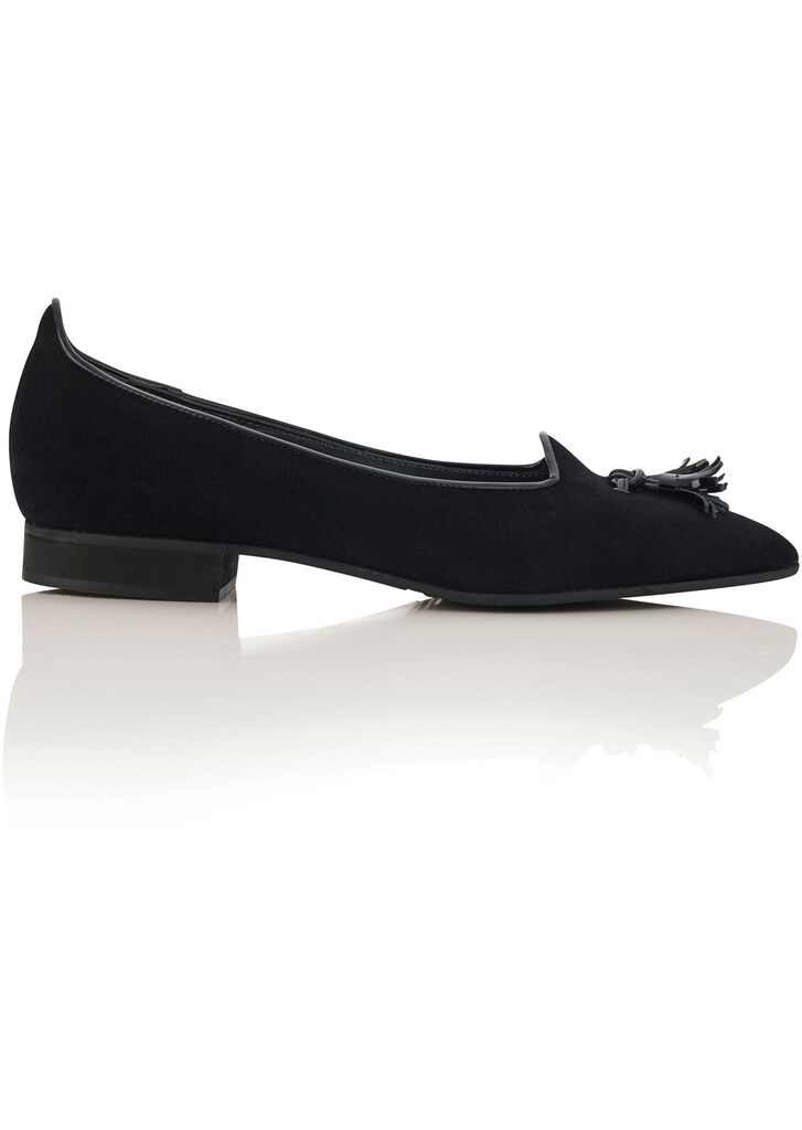 Soft suede ballet flats with tassel detail 3