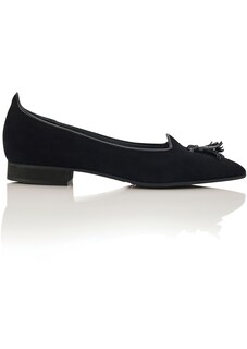 Soft suede ballet flats with tassel detail thumbnail 4