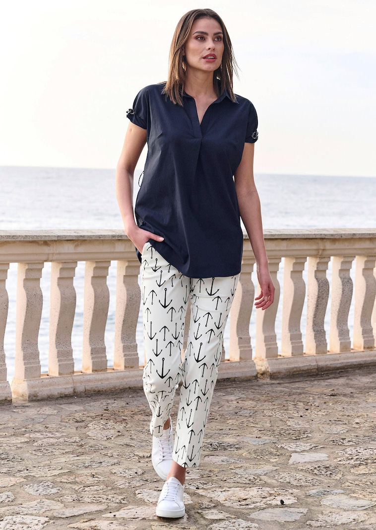 Longbluse mit Kettendetails am Arm