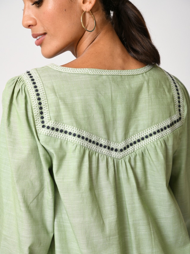 Tunika mit Stickerei 4