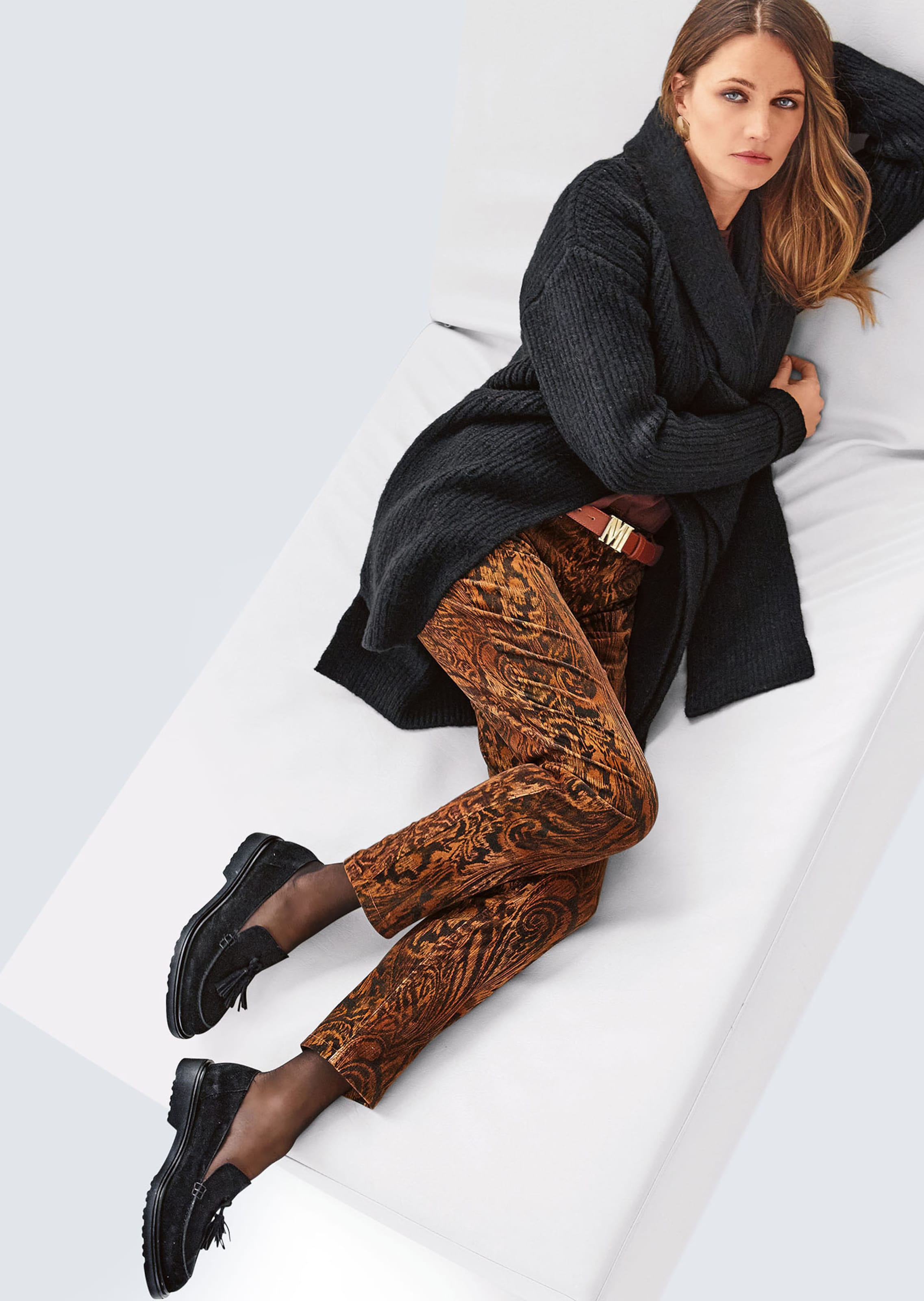 Paisley-Hose in samtiger Stretch-Qualität