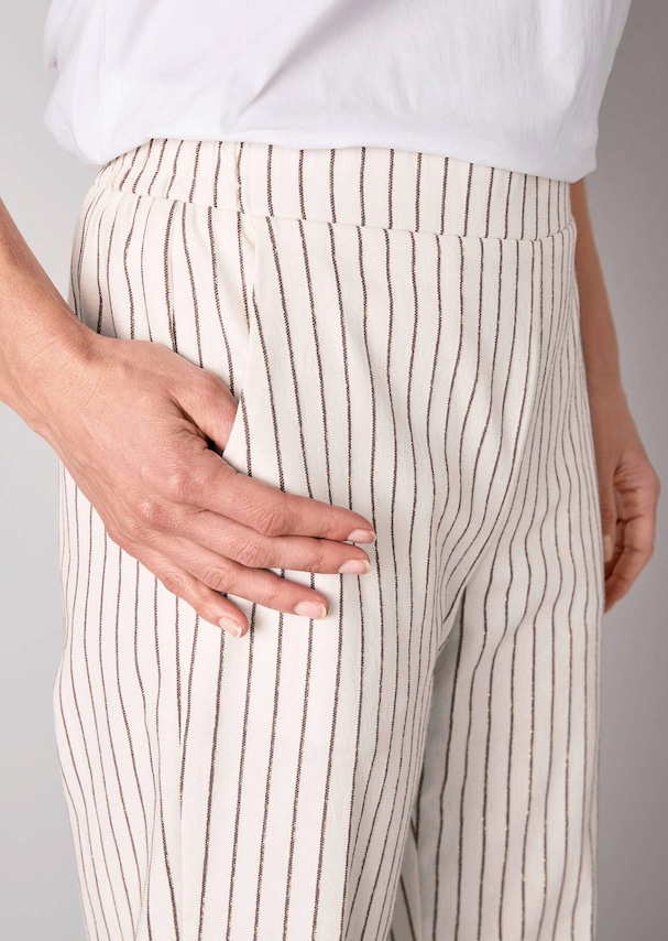 Hose mit Streifendessin 5