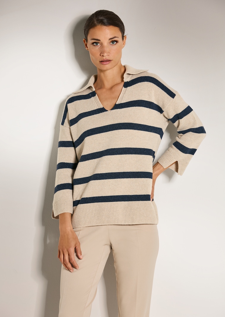 Gestreifter Pullover mit Polokragen
