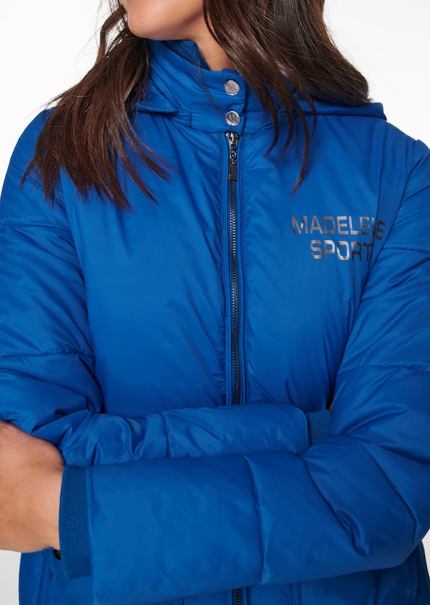 Outdoor jacket with light padding 4