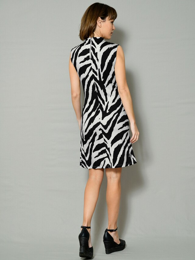 Strandkleid im Animaldruck 1