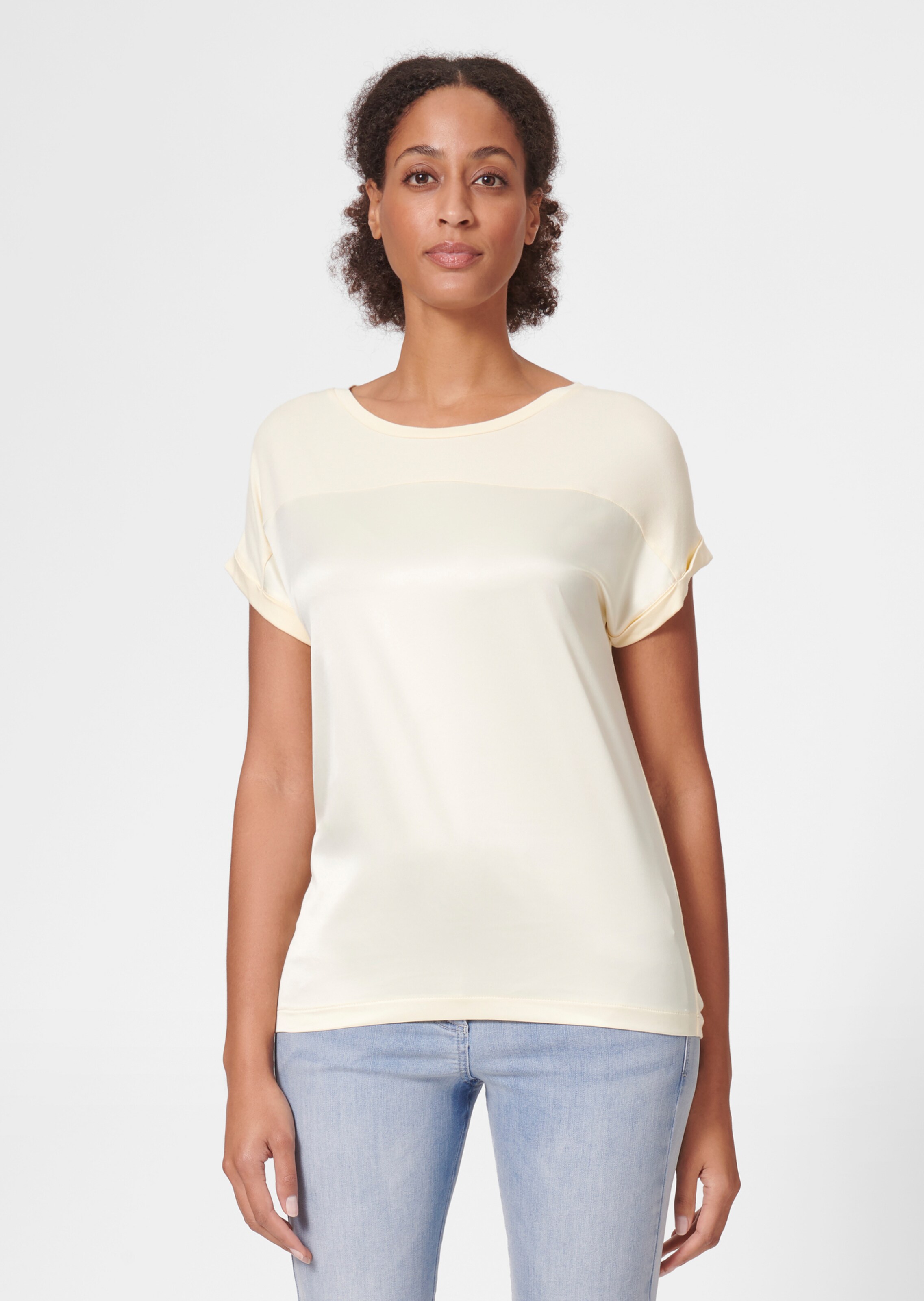 Satinshirt mit kurzen Ärmeln