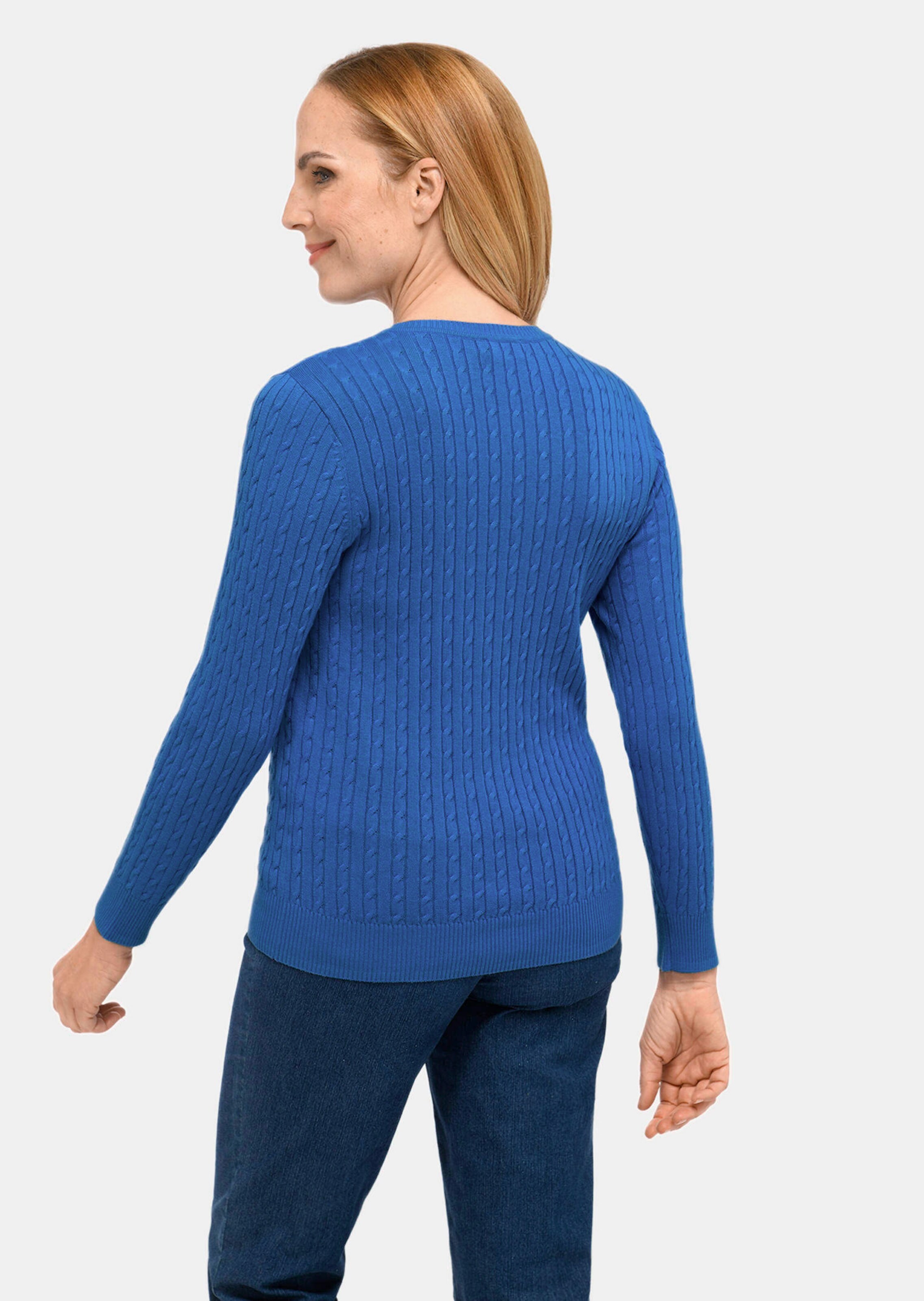 Pull léger orné d'un motif de tresses - bleu roi - Gr. 54 de Goldner Fashion