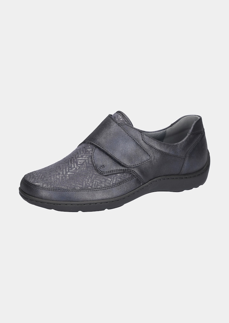 Lage schoenen met brede klittenbandsluiting